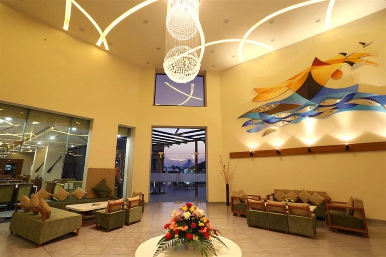 The Gold Beach Resort Daman Ngoại thất bức ảnh