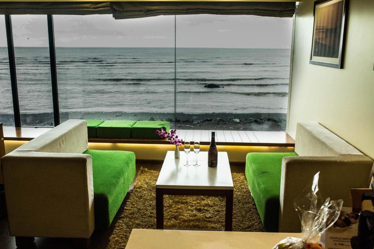 The Gold Beach Resort Daman Ngoại thất bức ảnh