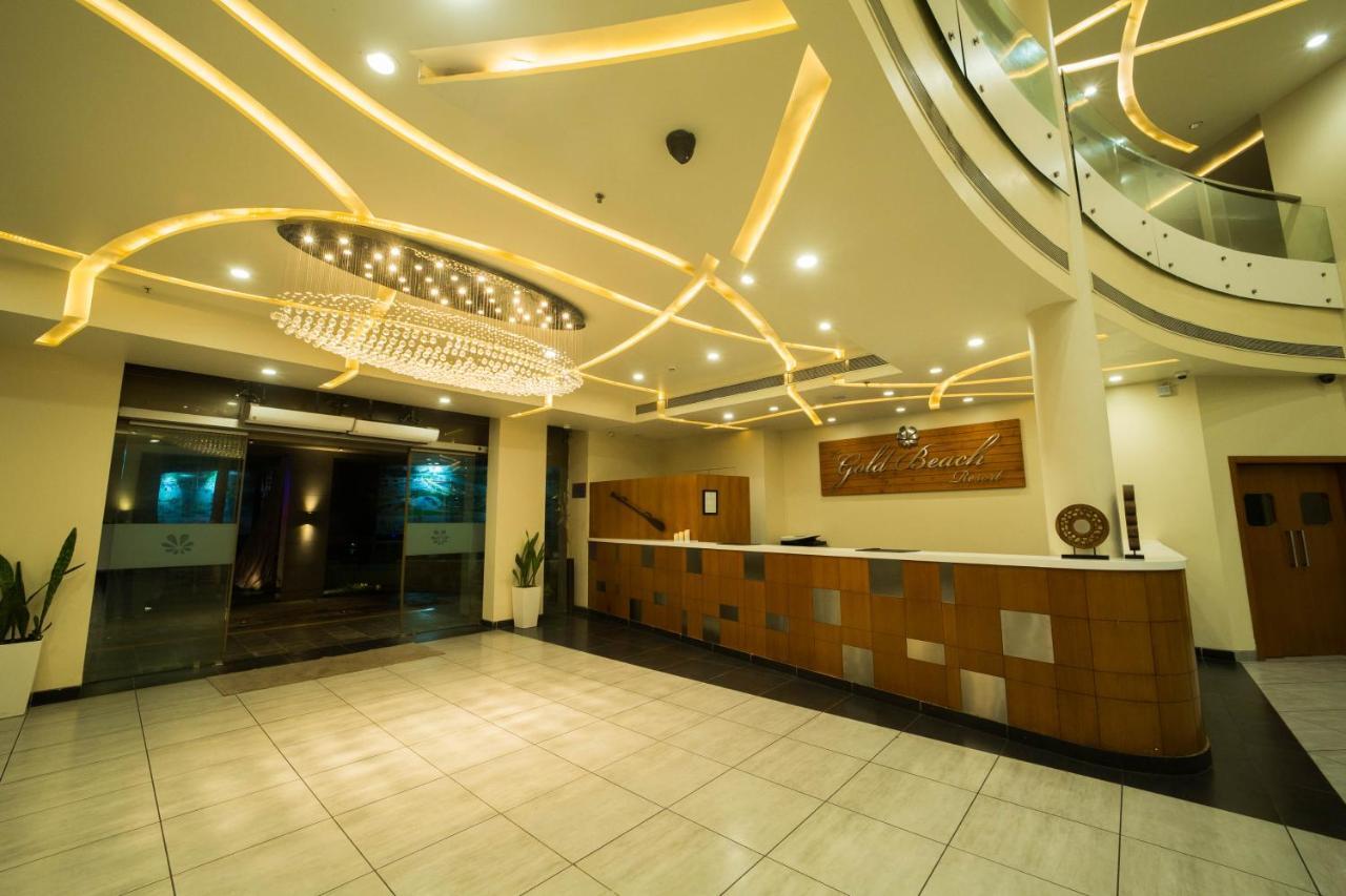 The Gold Beach Resort Daman Ngoại thất bức ảnh