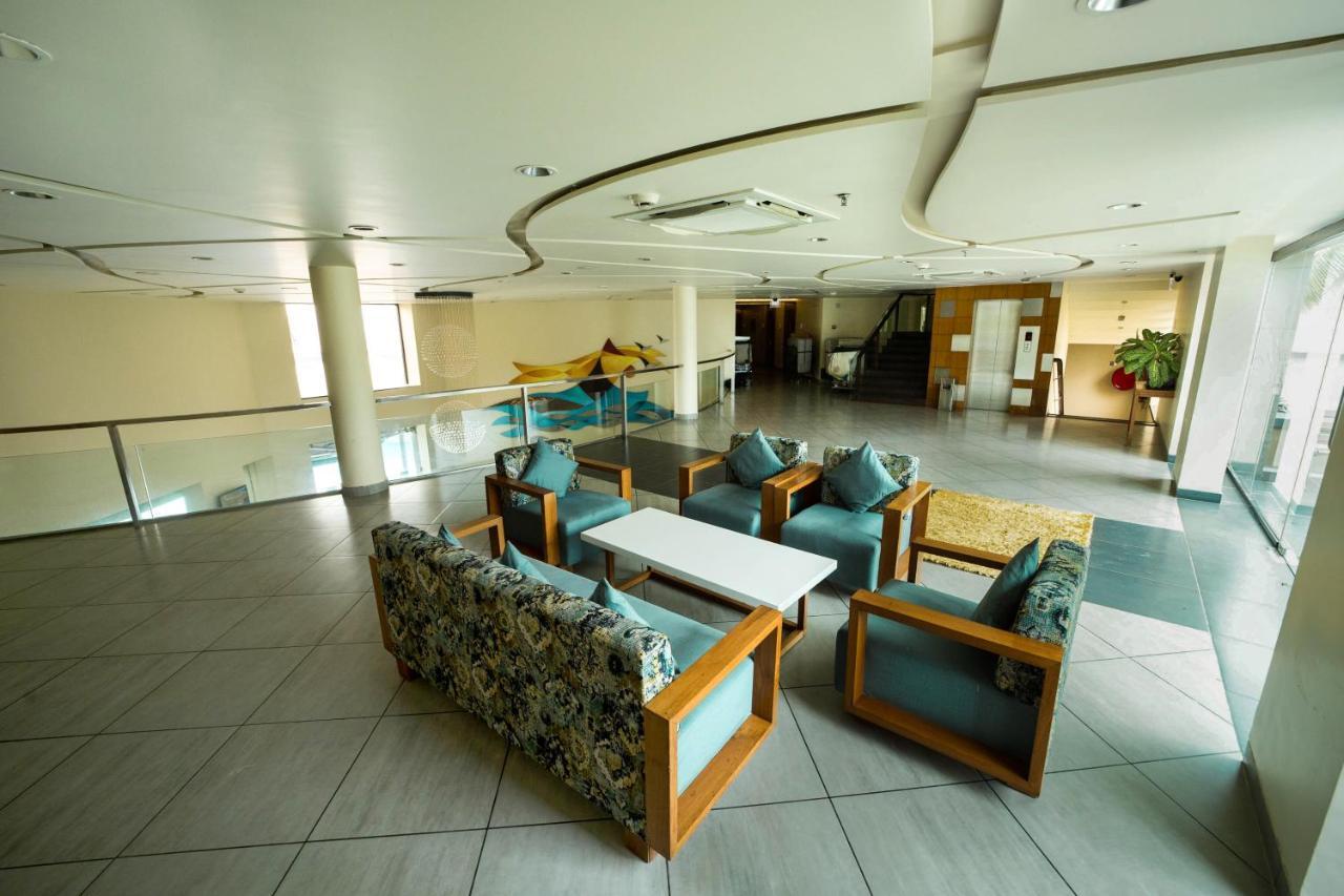 The Gold Beach Resort Daman Ngoại thất bức ảnh
